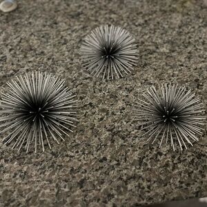 Silver bursts decor - set of 3